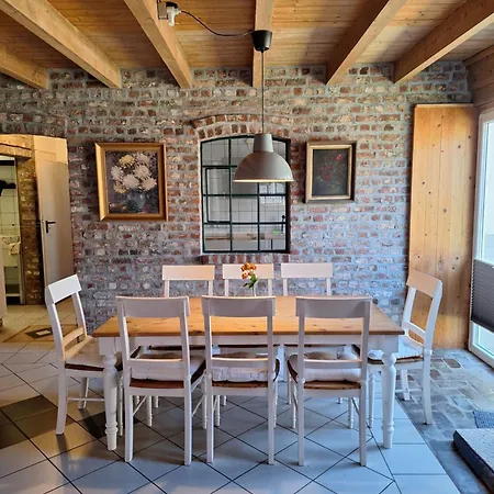 Ferienwohnung Momo Issum